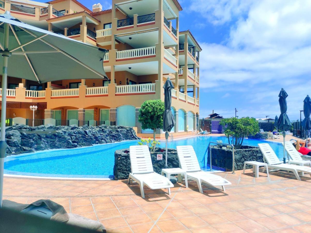 El Nautico Suites, The Beachfront Paradise Сан Мигел де Абона Екстериор снимка