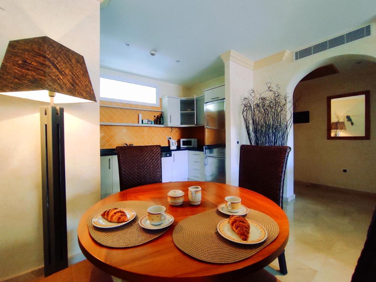 El Nautico Suites, The Beachfront Paradise Сан Мигел де Абона Екстериор снимка