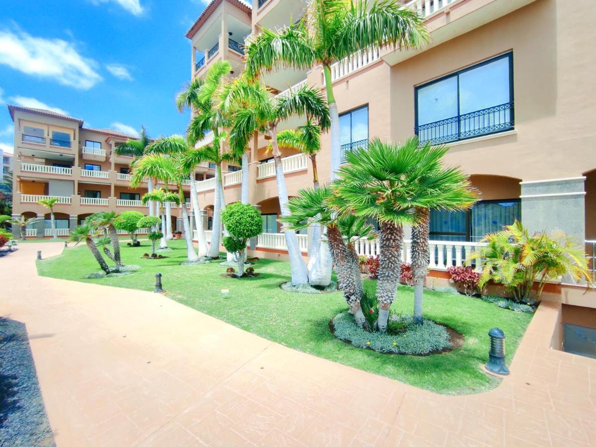 El Nautico Suites, The Beachfront Paradise Сан Мигел де Абона Екстериор снимка